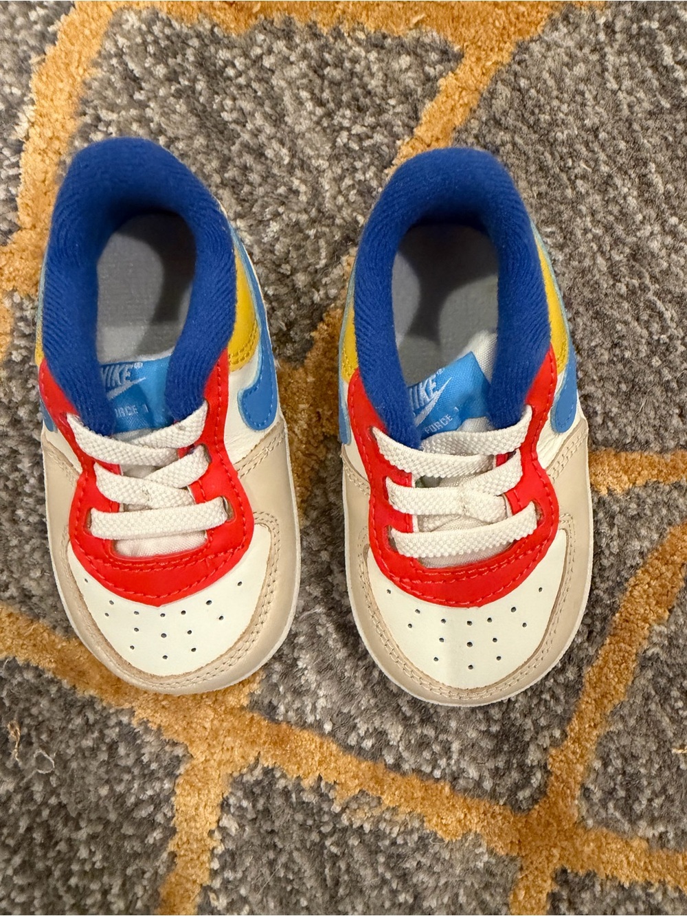 Nike Baby Multicolor Lace-Up Sneakers - Blue/Red/Yellow/Cream - size 4